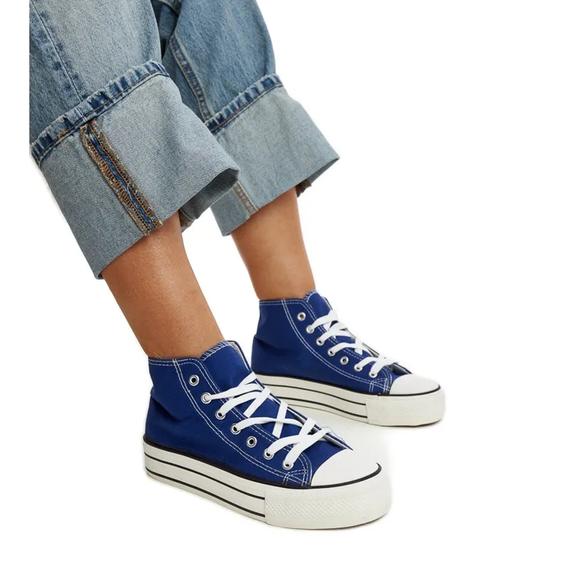 Blue high-top sneakers with a thick sole from Bagy