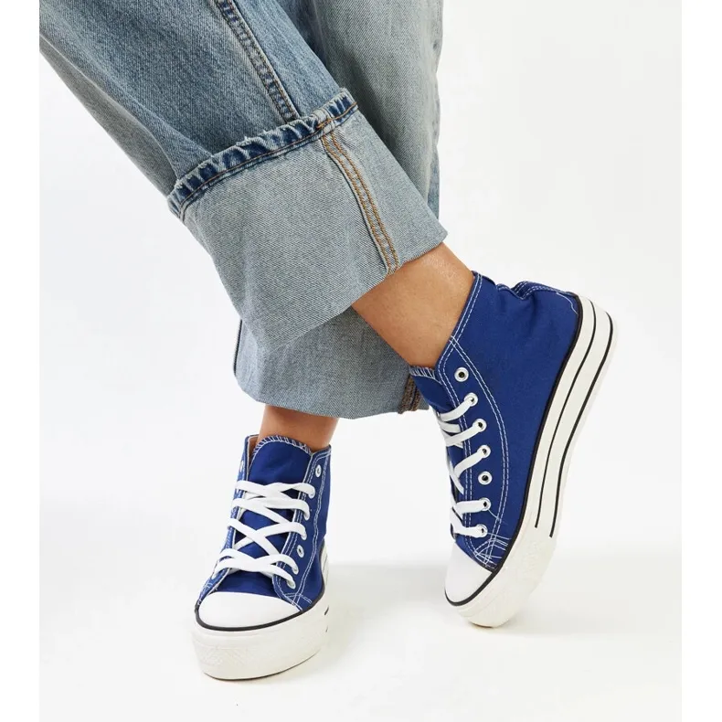 Blue high-top sneakers with a thick sole from Bagy