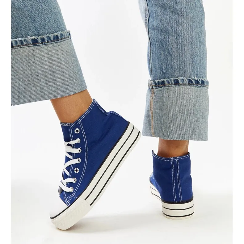 Blue high-top sneakers with a thick sole from Bagy