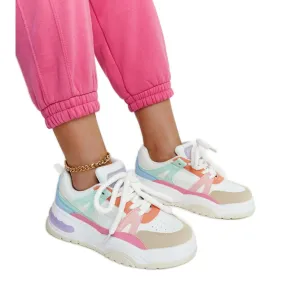 Multicolored sneakers on the Nivi platform