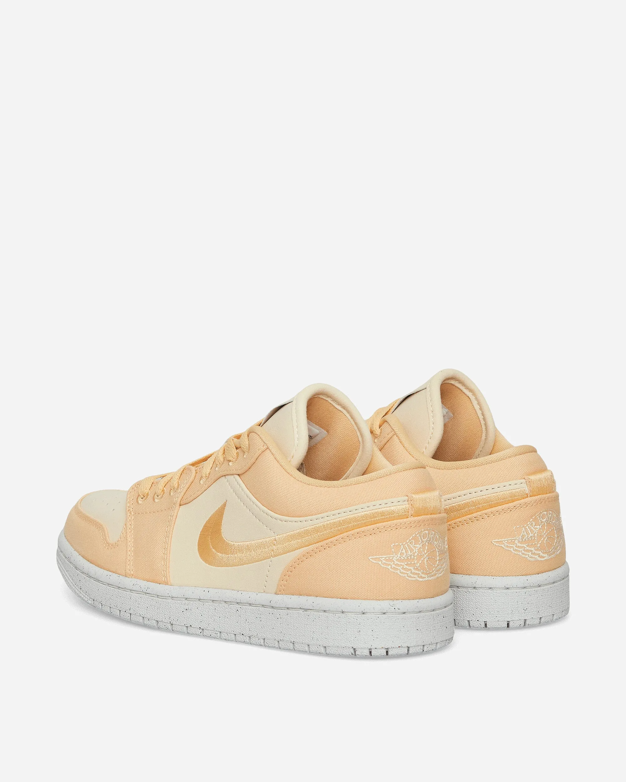 WMNS Air Jordan 1 Low SE Sneakers Celestial Gold / Muslin